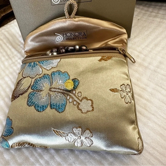 Honora Cultured Pearls - 29” Opera Length - Excellent Condition - Picture 9 of 9